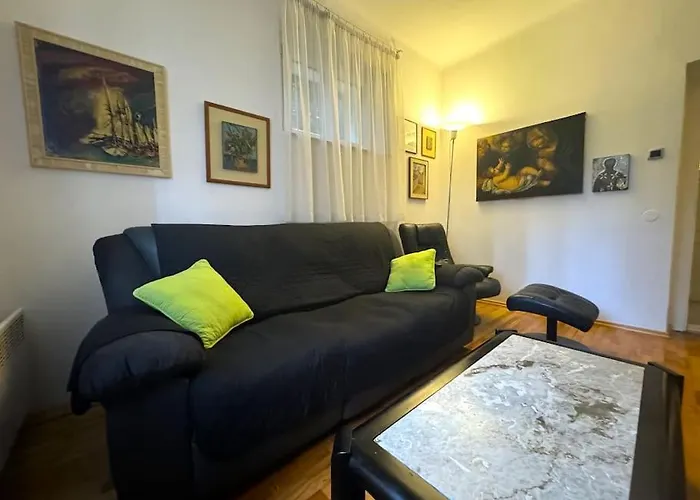 Urban Split- Free Parking Apartament *